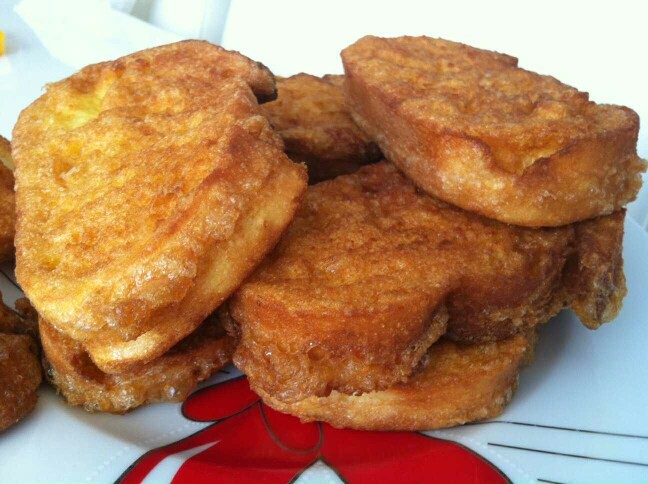 Yumurtalı ekmek elle mi yenir, çatalla mı?
