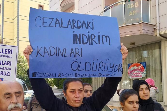 Yargıtay, Kadın evlenmeyi kabul etse, katil cinayeti işlemeyecekti. dedi! Bu nasıl bir karar?
