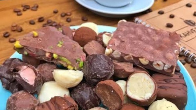 Kahvesiz mi yoksa çikolatasız yaşamayı mı tercih ederdin?