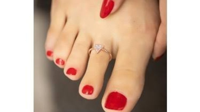 Ayak yüzüğü takar mısınız 💍 ?