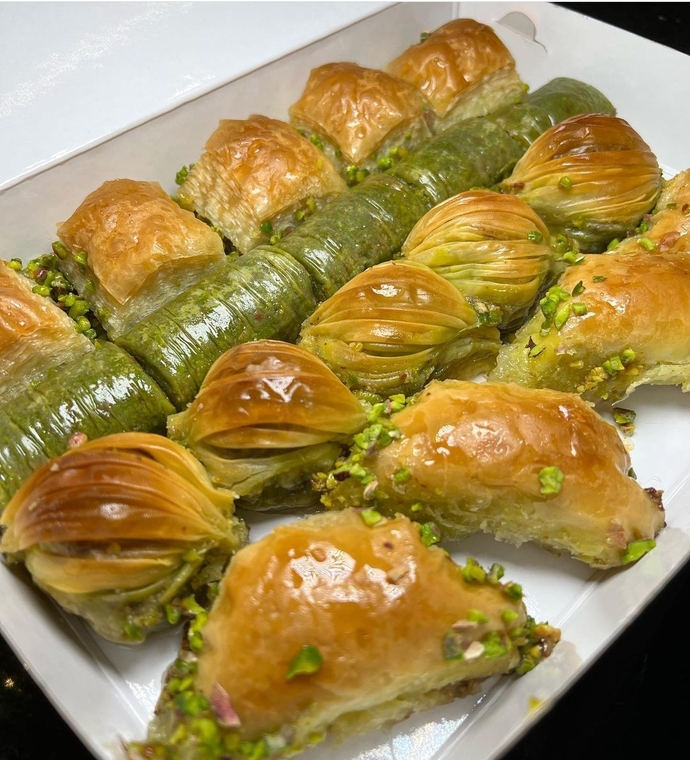 Katmer mi yoksa baklava mı?