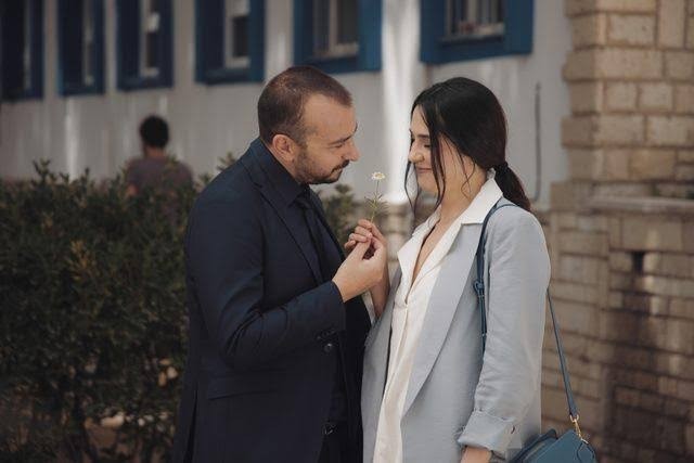 Mutlu bir evlilik mi yoksa kariyerde zirve yapmak mı sizin için daha önemli?
