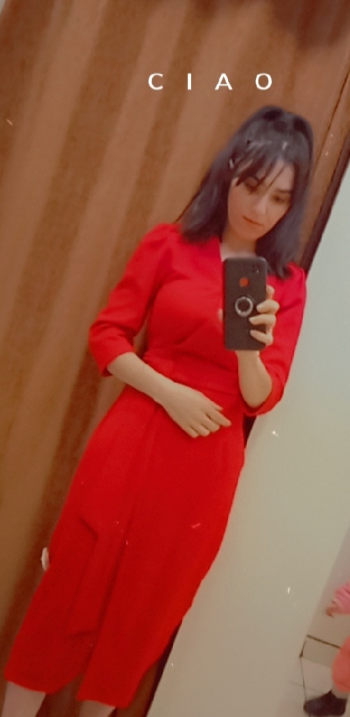 Bu elbiseye 300 TL verdim dolapta öylece duruyor kestirsem günlük kullanım için uygun olur mu?