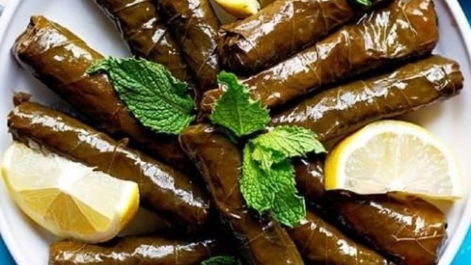 Yaprak sarması mı, biber dolması mı?