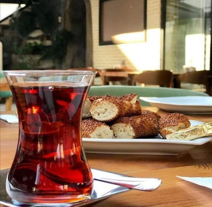 Kahvaltıda tercihiniz meyve suyu mu, çay mı?