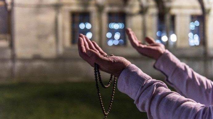 Kandil diye aramak zorunda kaldığınız akrabalarınız var mı?
