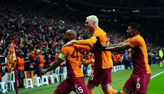 Cimboma tebrikler yağmur olup yağsın! Avrupa UEFA Ligi olmadı canımız sağ olsun. Maçta Galatasayın futbolu muhteşemdi, ne dersiniz?