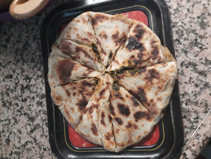 Ispanaklı tava ekmegi tarifi denediniz mi?