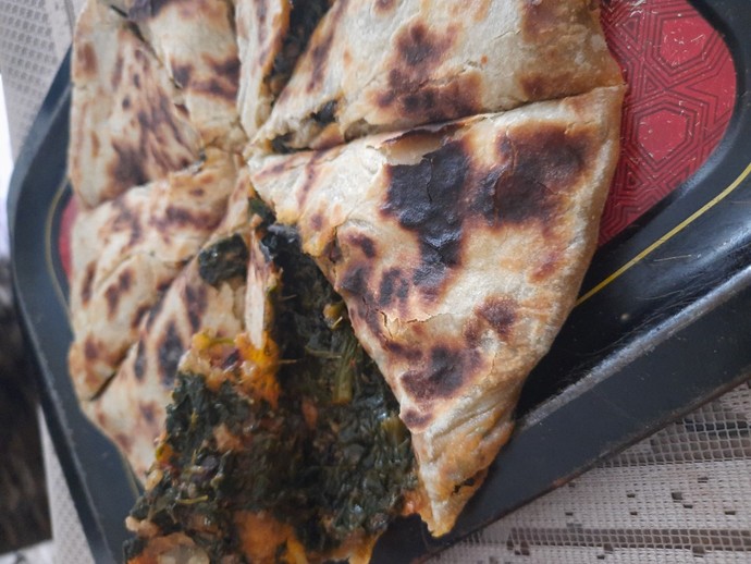 Ispanaklı tava ekmegi tarifi denediniz mi?
