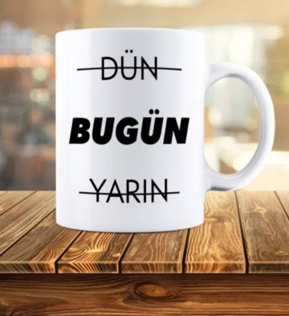 Geçmişe mi yanmak? Günü mü kurtarmak? Geleceğe mi bakmak? Sen hangisini yaparsın?