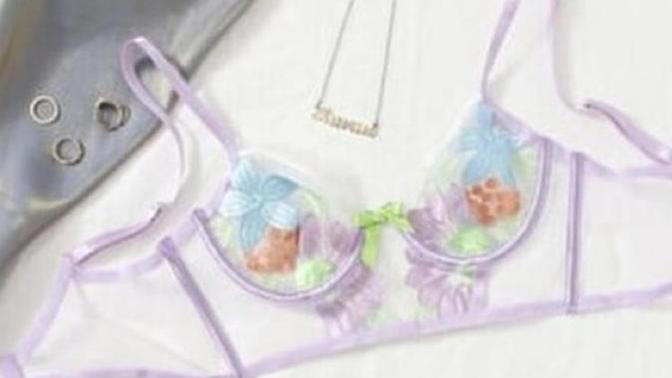 Seksi iç çamaşırı giymek şart mı?