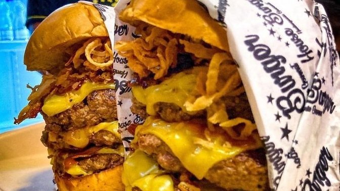 Bu hamburgerden kaç tane yiyebilirsiniz?