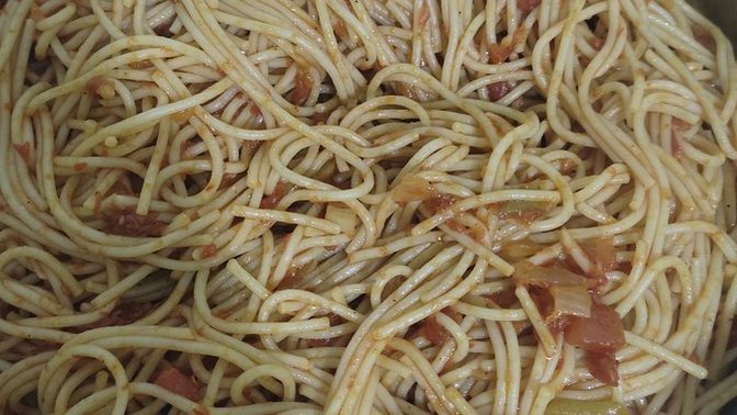 Domates soslu spagetti 🍝 makarna sever misiniz?