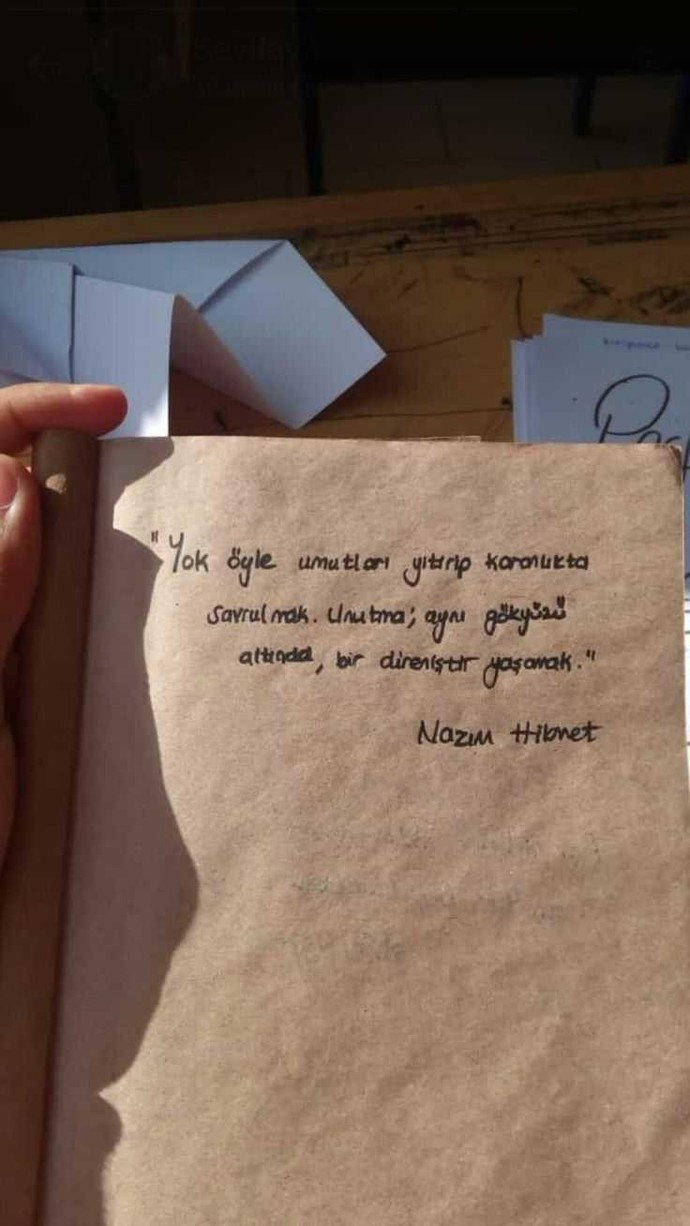 Sevgilinize kitap yazar mısınız?