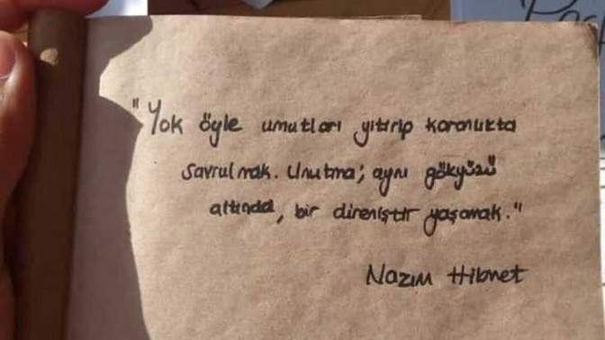 Sevgilinize kitap yazar mısınız?