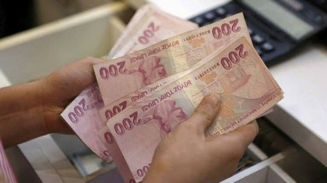 Geçmişe yolculuğa hazırlanın!😃 Enflasyonun erittiği 200’lük banknotların yerine 500 TL’lik banknotlar geliyor. Ne düşünüyorsunuz?