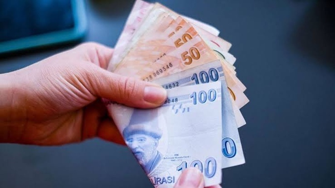 Temmuz ayında asgari ücrete 850 TL ek zam yapılması planlanıyor. Sizce yeterli mi?
