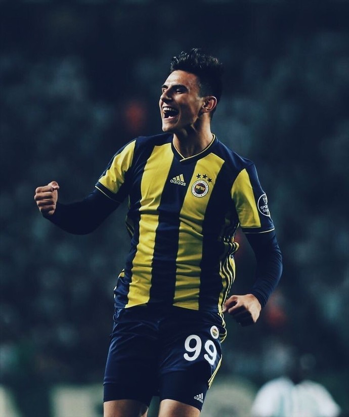 Fenerbahçeye tekrardan bir futbolcu getirmek isteseniz, bu kim olurdu?