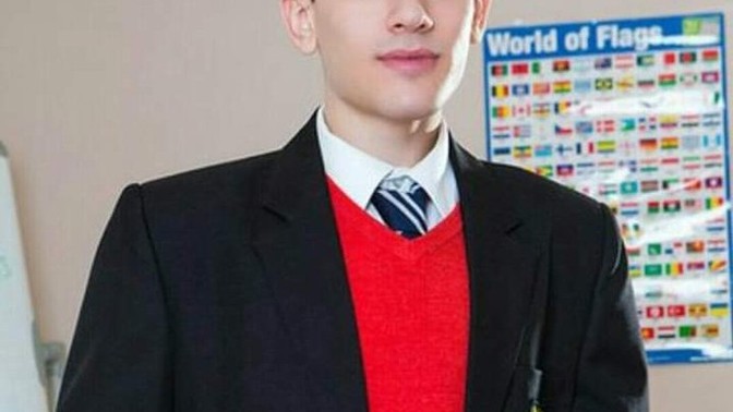 Resimdeki ünlü oyuncu?