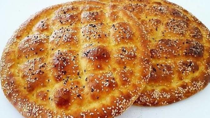 Fırından yeni çıkmış ramazan pidesi sever misiniz?