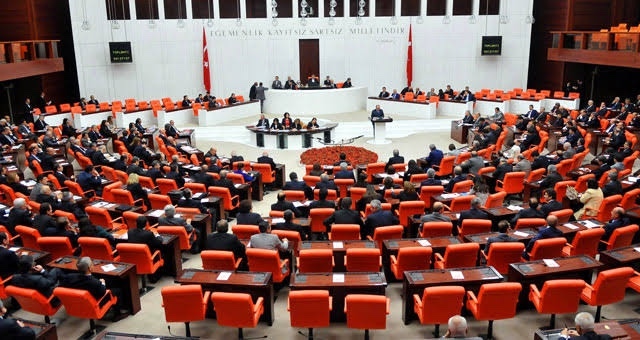 Sizce Türkiye’de gelmiş geçmiş en iyi siyasetçi kimdir?
