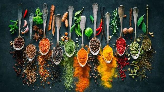 Hiçbir yemeğimden eksik etmem dediğiniz bir malzeme/baharat var mı?