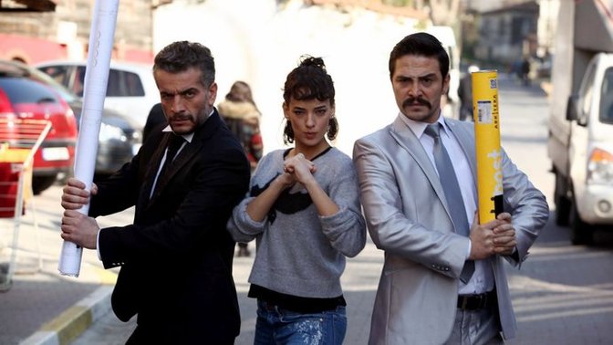Favoriniz hangisi? Kardeş Payı mı, İşler Güçler mi?