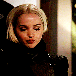 Eski sevgiliniz komşunuz olsa ne yapardınız?