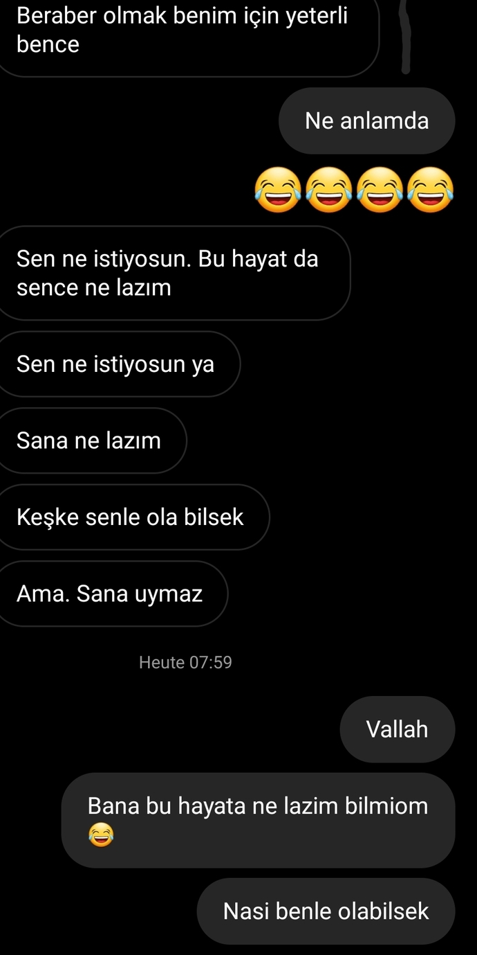 Sizce Ne diyor bu?