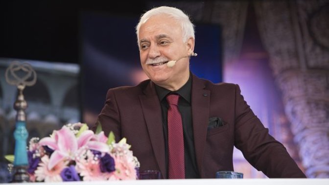 Nihat Hatipoğlu KS'ye gelse Razaman ile alakalı neler sormak isterdin?