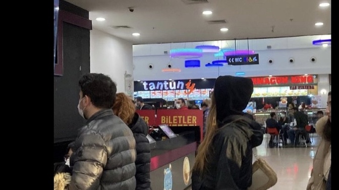 Sinemaya dışardan yiyecek sokmak fakirlik mi yoksa kurnazlık mı?