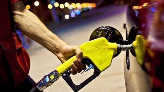 Benzine 1.60 motorine 1.62 kuruş zam geliyor! Yakıtların zamlanmadığı bir günümüz olacak mı?