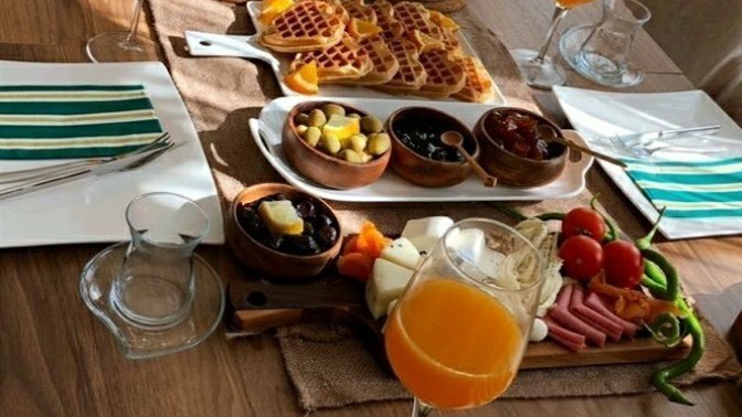 Kahvaltı sofrasında vazgeçilmez dediğiniz şey nedir?