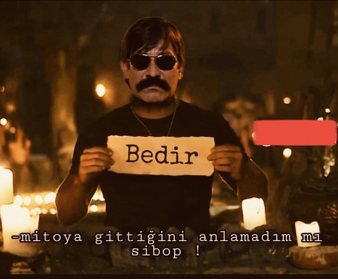 Eski sevgilim ayrıldıktan 6 ay sonra evlendi, beni hiç sevmedi mi?