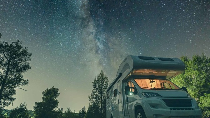 Pılınızı pırtınızı toplayıp karavan i̇le yolculuğa çıkacak olsanız gezeceğiniz rotalar neresi olurdu?