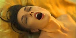 Mikro bikinili yalangoch ayollar Fantasy erotik chizilgan qizlar