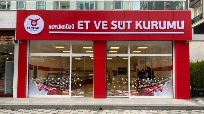 Et ve Süt Kurumu Genel Müdürü, "Uzun kuyruklar olmasın diye fiyatı artırdık." dedi! En son ne kuyruğuna girdiniz?