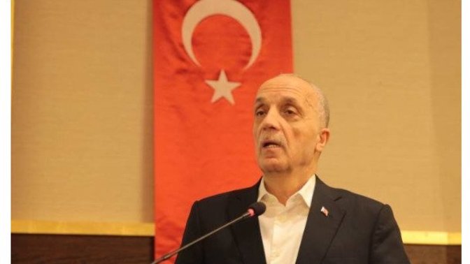 Türk-İş'ten asgari ücrete ikinci zam açıklaması: "Taraflar Aralık'ta toplanır." Böyle bir sendikaya nasıl üye kalınıyor?