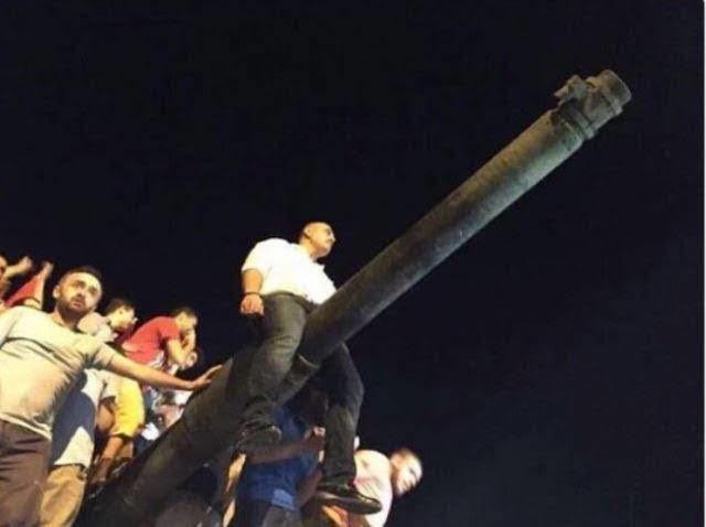 Türkiyede başkanlık sistemi nasi gidiyo guzelmi?