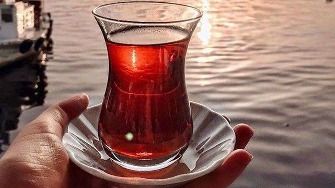 Sizinle çay mı içilir, kahve mi?
