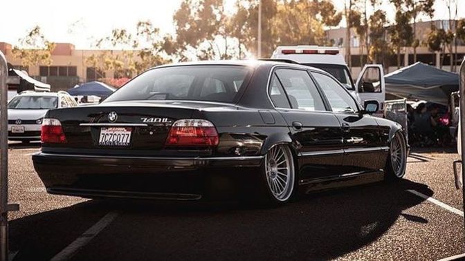 BMW E38 740i Long beni üzer mi?
