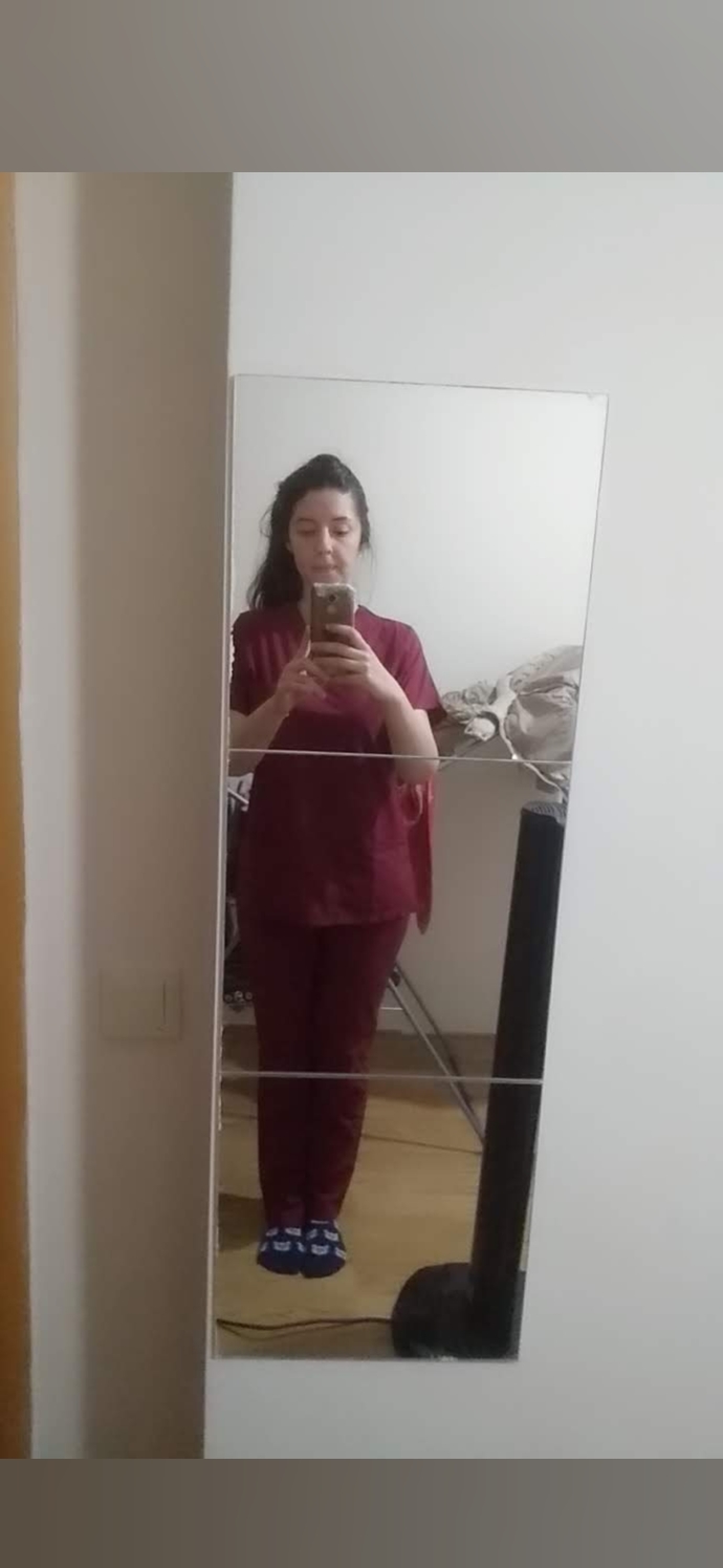 Telefon galerinizdeki son fotoğraf ile evlenecek olsanız bu ne olurdu?