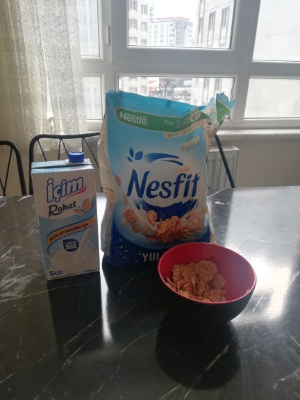 Her sabah yulaflı pirinç gevreği yemek sağlıksız mıdır?