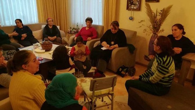 Komşunuz evinize misafirliğe gelir mi?