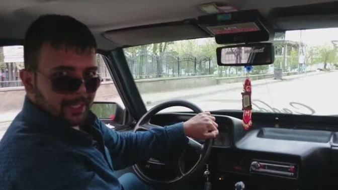Ehliyeti olmayan erkekleri, kızlar neden güçsüz olarak algılıyor?