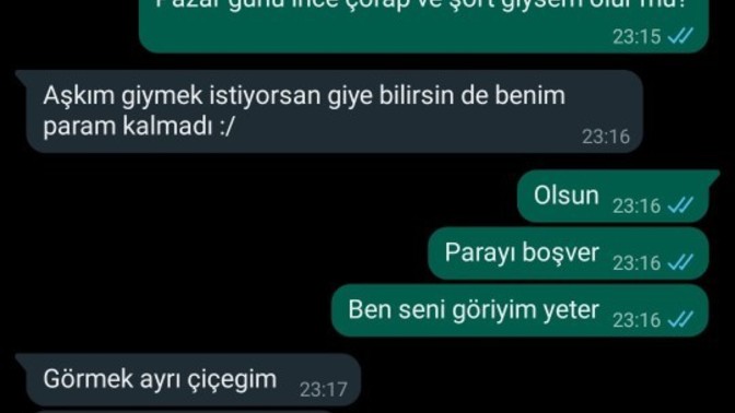 Sizce buluşmalı mıyım, beni seviyor mu?