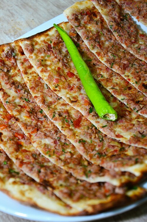 Sevgili veya flört ile dışarıda hangi menü yenmelidir?