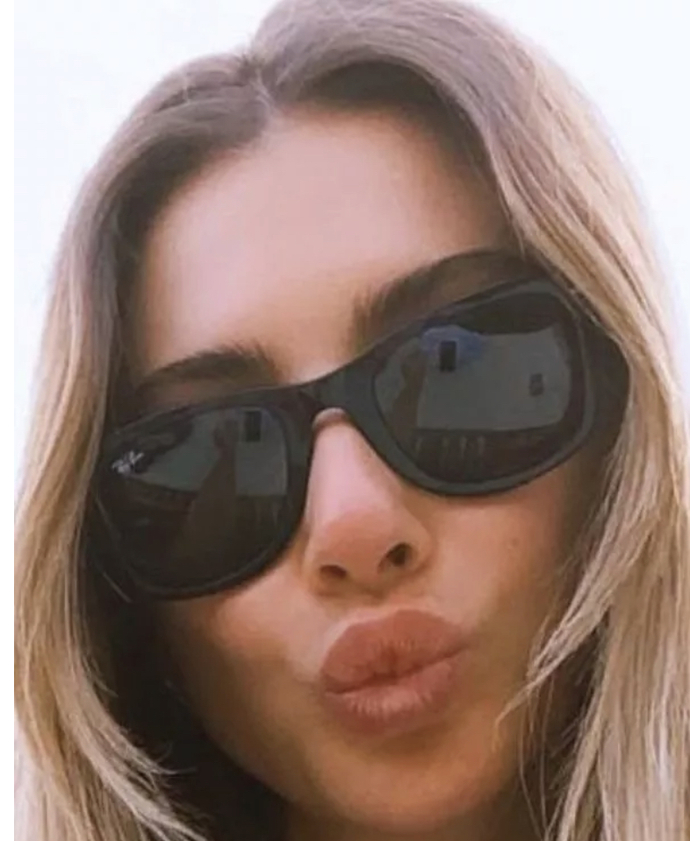 Tavla oynarken fotoğraf paylaşan Şeyma Subaşı’nın kendi kendine oynadığı ortaya çıktı. Bu kaçıncı seviye yıkıklık?