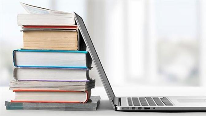 Wattpad'dan çıkan kitapları okuyor musunuz?