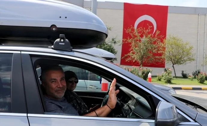 Gurbetten biri sizin ile evlenmek istese kabul eder misiniz?